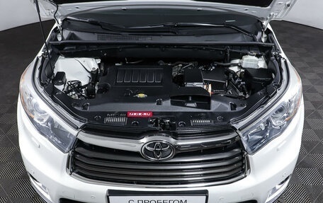 Toyota Highlander III, 2015 год, 3 280 000 рублей, 9 фотография