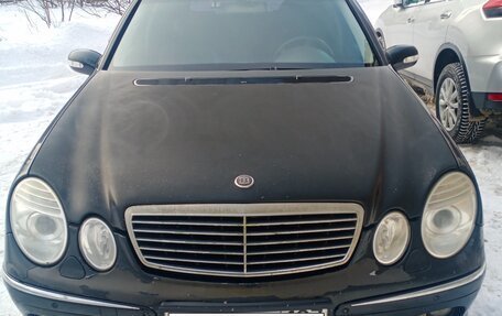 Mercedes-Benz E-Класс, 2004 год, 930 000 рублей, 2 фотография