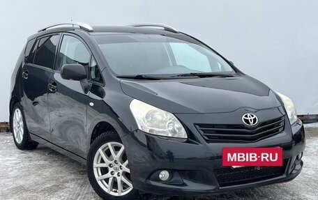 Toyota Verso I, 2011 год, 1 350 000 рублей, 3 фотография