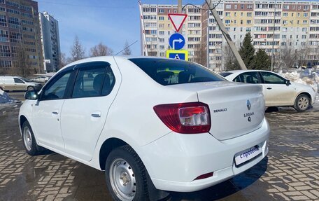 Renault Logan II, 2017 год, 870 000 рублей, 5 фотография