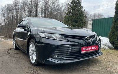 Toyota Camry, 2019 год, 2 450 000 рублей, 1 фотография