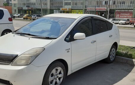 Toyota Prius, 2009 год, 750 000 рублей, 3 фотография