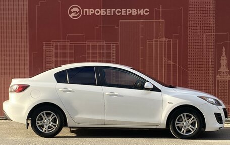 Mazda 3, 2011 год, 1 020 000 рублей, 4 фотография