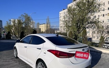 Hyundai Avante, 2012 год, 1 300 000 рублей, 3 фотография