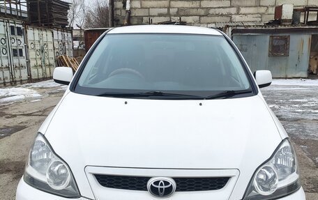 Toyota Ipsum II, 2004 год, 900 000 рублей, 3 фотография