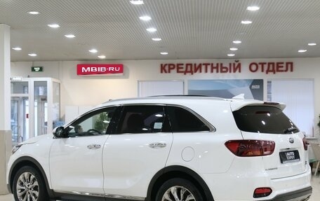 KIA Sorento III Prime рестайлинг, 2018 год, 2 599 000 рублей, 4 фотография