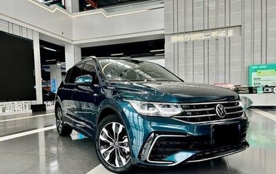 Volkswagen Tiguan II, 2021 год, 3 765 000 рублей, 1 фотография