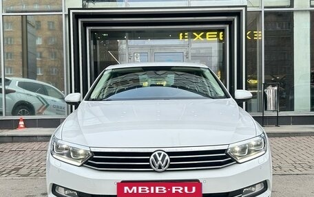 Volkswagen Passat B8 рестайлинг, 2018 год, 2 358 999 рублей, 2 фотография