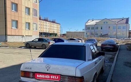 Mercedes-Benz 190 (W201), 1982 год, 185 000 рублей, 2 фотография