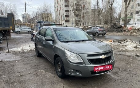 Chevrolet Cobalt II, 2013 год, 725 000 рублей, 2 фотография