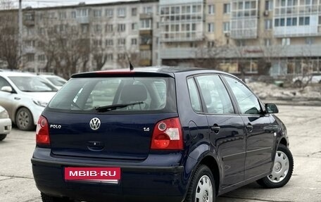Volkswagen Polo IV рестайлинг, 2003 год, 430 000 рублей, 2 фотография