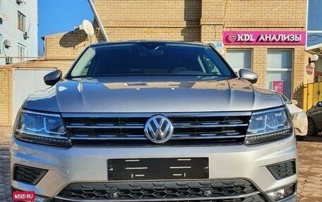 Volkswagen Tiguan II, 2019 год, 3 499 000 рублей, 2 фотография
