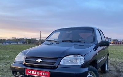 Chevrolet Niva I рестайлинг, 2004 год, 280 000 рублей, 1 фотография