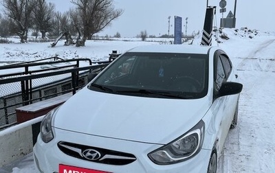 Hyundai Solaris II рестайлинг, 2012 год, 730 000 рублей, 1 фотография