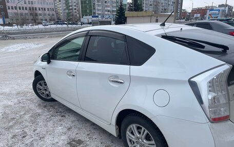 Toyota Prius, 2011 год, 1 200 000 рублей, 2 фотография