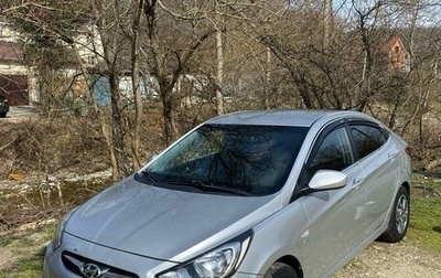 Hyundai Solaris II рестайлинг, 2012 год, 880 000 рублей, 1 фотография