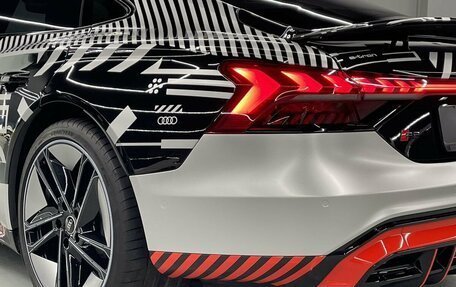 Audi RS e-tron GT, 2021 год, 10 994 000 рублей, 6 фотография
