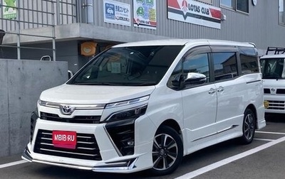 Toyota Voxy III, 2021 год, 1 599 100 рублей, 1 фотография