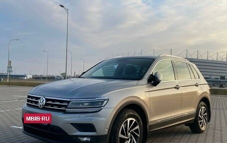 Volkswagen Tiguan II, 2018 год, 2 985 000 рублей, 7 фотография