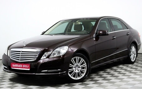 Mercedes-Benz E-Класс, 2012 год, 2 180 000 рублей, 1 фотография