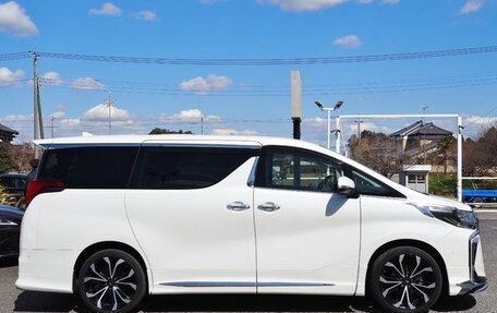 Toyota Alphard III, 2020 год, 3 400 000 рублей, 6 фотография
