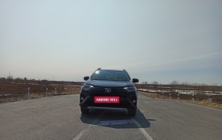 Toyota RAV4, 2017 год, 2 630 000 рублей, 2 фотография