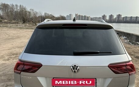 Volkswagen Tiguan II, 2019 год, 2 850 000 рублей, 2 фотография