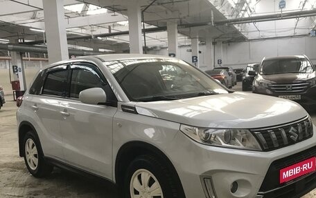 Suzuki Vitara II рестайлинг, 2019 год, 2 300 000 рублей, 3 фотография