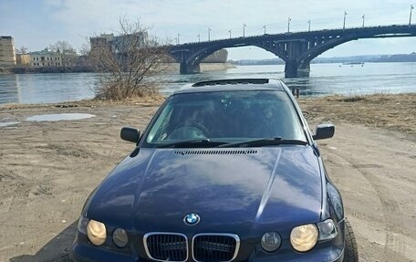 BMW 3 серия, 2002 год, 745 000 рублей, 1 фотография