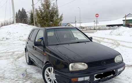 Volkswagen Golf III, 1996 год, 128 000 рублей, 2 фотография