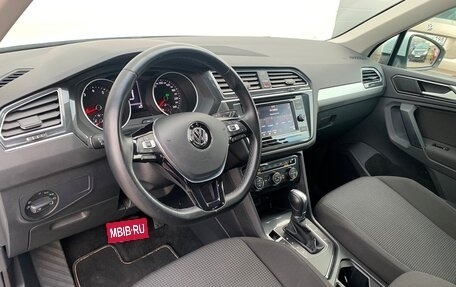 Volkswagen Tiguan II, 2018 год, 2 195 100 рублей, 5 фотография