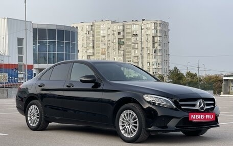 Mercedes-Benz C-Класс, 2018 год, 2 897 000 рублей, 3 фотография
