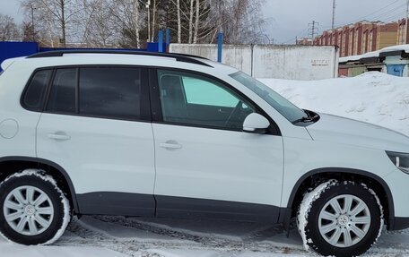 Volkswagen Tiguan I, 2015 год, 1 950 000 рублей, 3 фотография