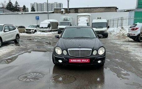 Mercedes-Benz E-Класс, 2008 год, 900 000 рублей, 3 фотография