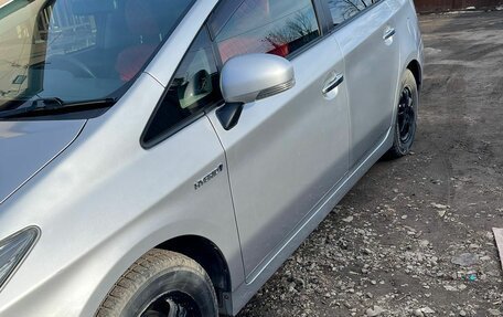 Toyota Prius, 2014 год, 1 250 000 рублей, 2 фотография