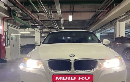 BMW 3 серия, 2011 год, 1 370 000 рублей, 2 фотография
