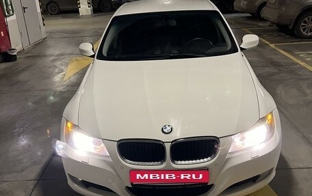 BMW 3 серия, 2011 год, 1 370 000 рублей, 3 фотография