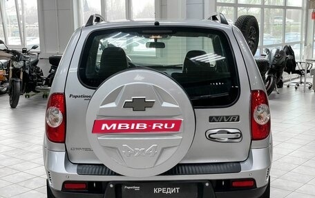 Chevrolet Niva I рестайлинг, 2012 год, 699 000 рублей, 5 фотография