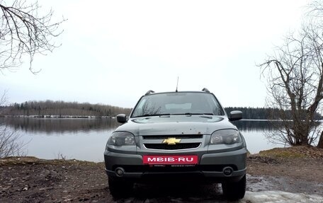 Chevrolet Niva I рестайлинг, 2018 год, 810 000 рублей, 7 фотография