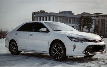 Toyota Camry, 2017 год, 2 950 000 рублей, 3 фотография