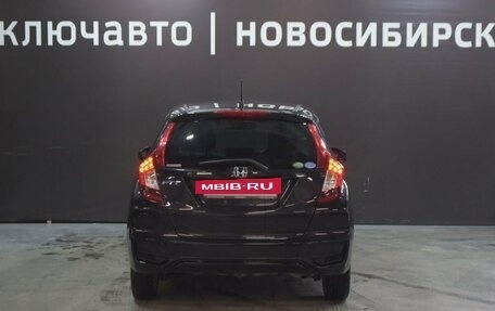 Honda Fit III, 2019 год, 1 320 999 рублей, 6 фотография