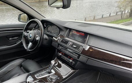 BMW 5 серия, 2015 год, 3 180 000 рублей, 9 фотография