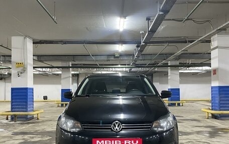 Volkswagen Polo VI (EU Market), 2013 год, 759 000 рублей, 2 фотография
