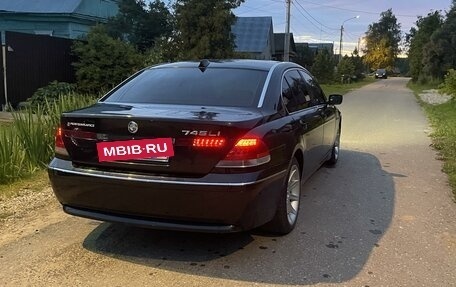 BMW 7 серия, 2004 год, 1 100 000 рублей, 10 фотография