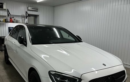 Mercedes-Benz E-Класс, 2021 год, 6 800 000 рублей, 2 фотография