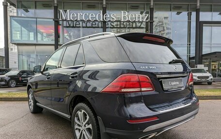 Mercedes-Benz GLE, 2016 год, 4 300 000 рублей, 5 фотография