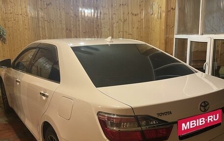Toyota Camry, 2015 год, 2 250 000 рублей, 4 фотография