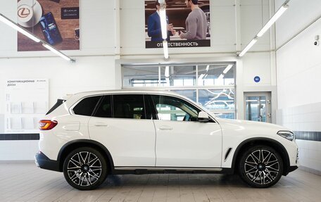 BMW X5, 2019 год, 6 450 000 рублей, 6 фотография