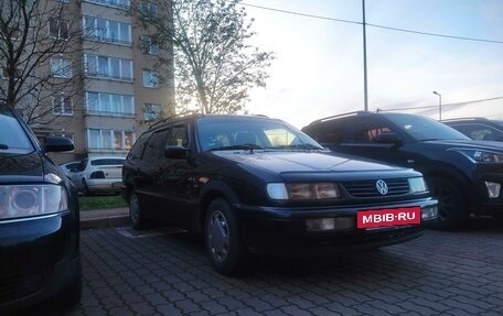 Volkswagen Passat B4, 1994 год, 280 000 рублей, 2 фотография