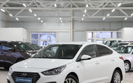 Hyundai Solaris II рестайлинг, 2017 год, 1 739 000 рублей, 2 фотография